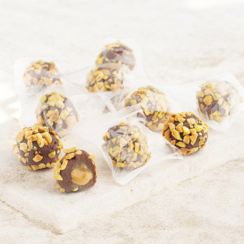 كرات التمر بالمكسرات و الطحينة 400 غرام